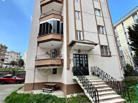 BAHARDAN MERKEZİ KONUMDA (EMİNEVİM, BİREVİM UYGUN) 3+1 SATILIK