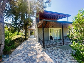 ÇANAKKALE SEDDULBAHİRDE DENİZE YAKIN SATILIK 3+1 YAZLIK EV