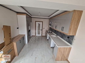YENİKENT OKULLAR BÖLGESİNDE KOMBİ PETEK ANKASTRE GİY.ODA E.BANYO