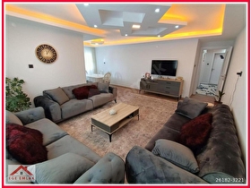 115m2 - Ara Kat, Köşe Daire, Dev Gibi Balkonlar (Hepsi Birarada)