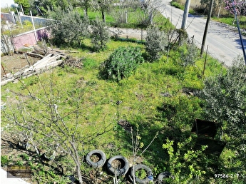 Urla Da 450 M2 Arsa Icinde Denize Yakin Satilik Mustakil Ev Hurriyet Emlak