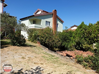 garminden satilik villa 6 2 havuzlu deniz manzarali 90932 466 hepsiemlak