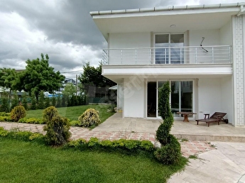 silivri kinalida deniz yakin yuzme havuzlu kiralik sifir villa 73493 1452 hepsiemlak