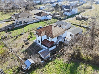 YÖN GROUP'TAN 1676 M2 ARSA İÇİNDE MÜSTAKİL 2 KATLI EV 161916-595 |  he