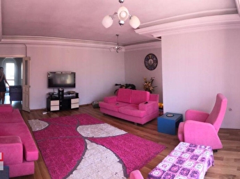 Lara Sirin Yalida Site Icerisinde Satilik Daire Hurriyet Emlak