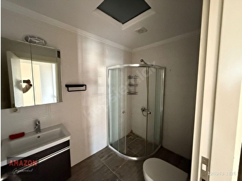 AMAZON'DAN MİLLİ EĞİTİM CADDESİNDE GENİŞ 2+1 SATILIK DAİRE