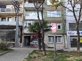maksem caddesinde 1 0 satilik daire 114623 185 hepsiemlak
