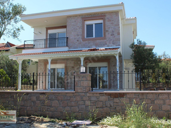 ayvada emlak tan cunda adasi nda luks sifir villa 24701 6138 hepsiemlak