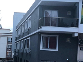 Buca Hasanaga Bahcesine Yakin Gunluk Kiralik Ev 7 24 Aciktir Hurriyet Emlak