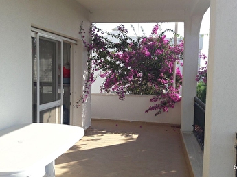 Mugla Bodrum Akyarlar Meteor Sitesinde Ust Kat Daire Kiralik Hurriyet Emlak