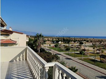Antalya Kumluca Bey Konak Sitesinde Gunluk Kiralik Esyali Villa Hurriyet Emlak