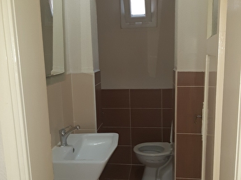 Bornova Yesilova Mh 2 1 Kiralik Konut Ev Fiyatlari Hurriyet Emlak