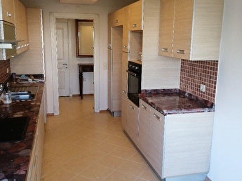 narlidere ilica da 4 1 jeotermalli havuzlu site ici kiralik daire 84715 1916 hepsiemlak