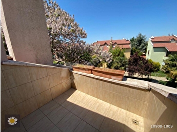 marmaraereglisi yeniciftlik kaptan country kiralik 5 1 tripleks 10908 1009 hepsiemlak