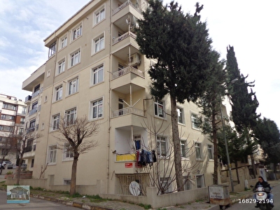 petrolis mh emlakcidan satilik daire