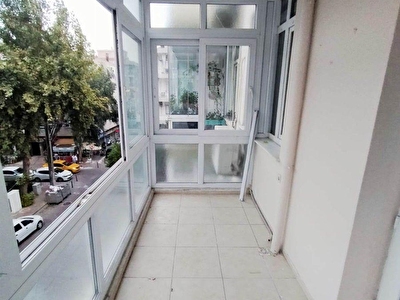 Karsiyaka Aksoy Mh Kiralik Daire Fiyatlari Ilanlari Hurriyet Emlak