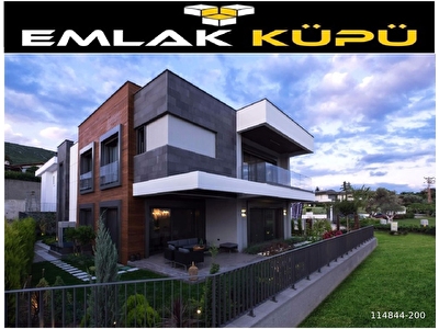 Ankara Golbasin Da Gol Manzarali Havuzlu Satilik Villa Amerikan Evleri Villa Luks Evler