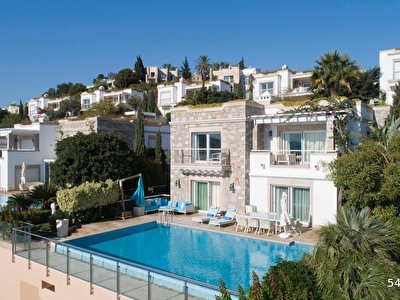 bodrum yokusbasi mh satilik villa