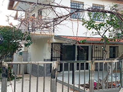 Menderes Ozdere Emlakcidan Satilik Mustakil Ev Fiyatlari Ilanlari Hurriyet Emlak