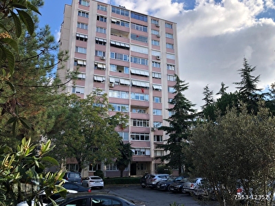 Kadikoy 19 Mayis Site Icerisinde Satilik Konut Ev Fiyatlari Hurriyet Emlak