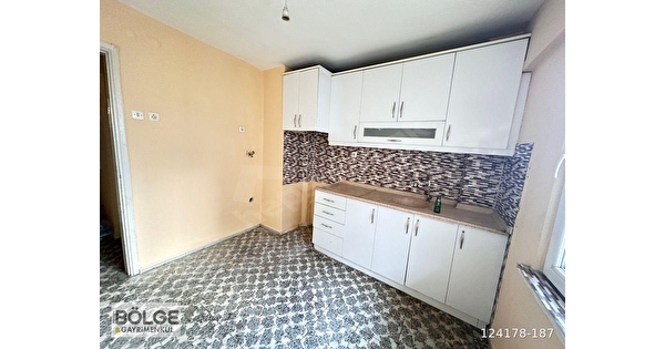 AYDIN HASAN EFENDİ MAHALLESİNDE 2 1 SATILIK DAİRE 124178 187 hepsiemlak