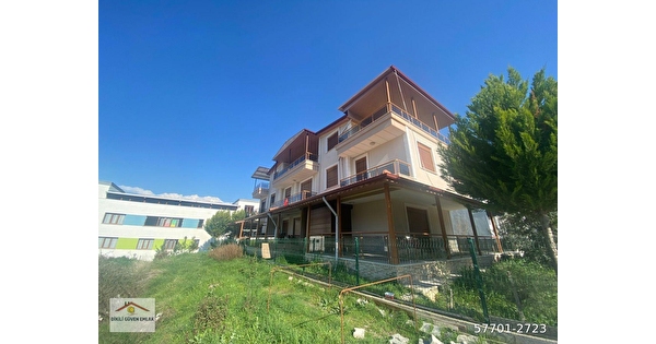 DİKİLİ GÜVEN EMLAK TAN GAZİPAŞA DA SATILIK 4 1 TRİPLEKS VİLLA 57701
