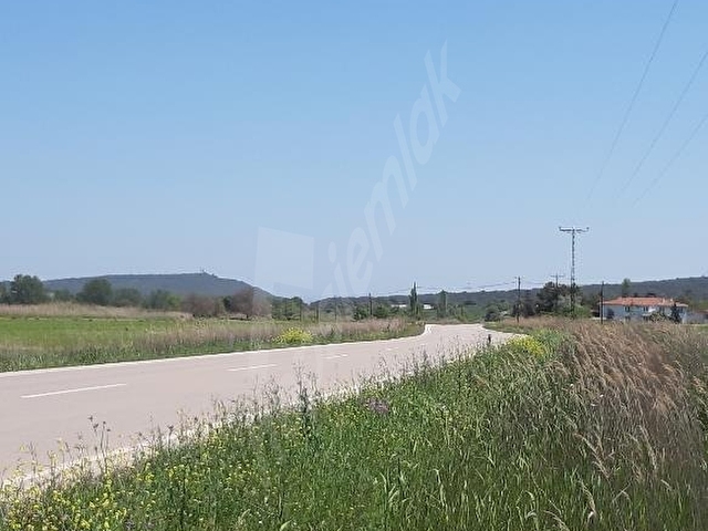 Çanakkale Eceabatta Ana Yola Cepheli, Bağ Evli Satılık Tarla - Görsel 7