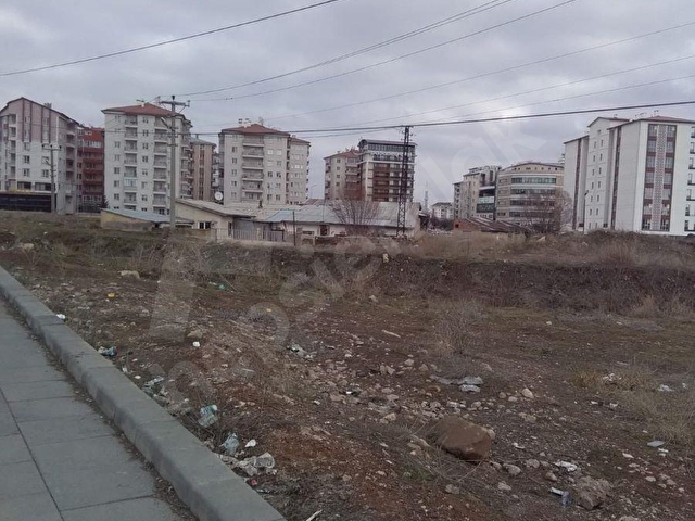 Sivasın merkezinde Hisseli Arsa - Görsel 9