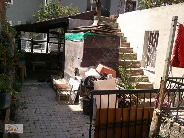 Salihli Cinemlaktan Izmir Cesmede Satilik Yazlik 37897 415 Hurriyet Emlak