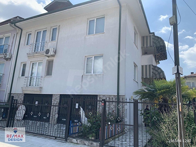 REMAX DESİGN ADAPAZARI İSTİKLAL MAH 120 M2 3+1 KİRALIK DAİRE - Görsel 4