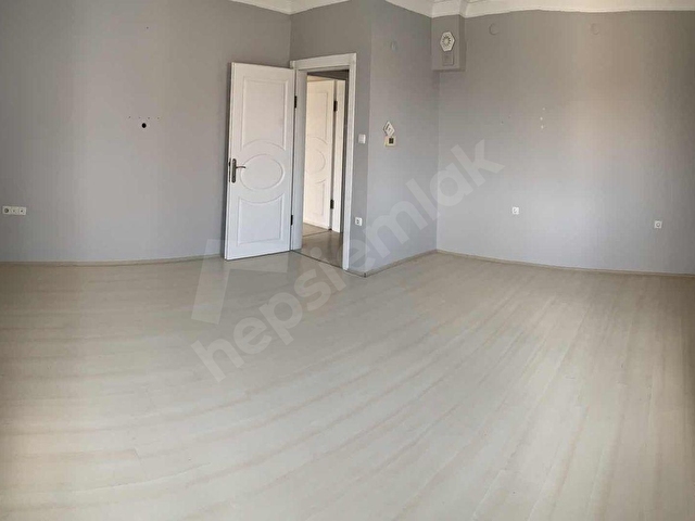 REMAX DESİGN ADAPAZARI İSTİKLAL MAH 120 M2 3+1 KİRALIK DAİRE - Görsel 30
