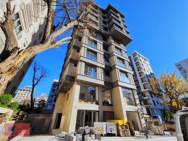 Kadıköy Caddebostan Satılık