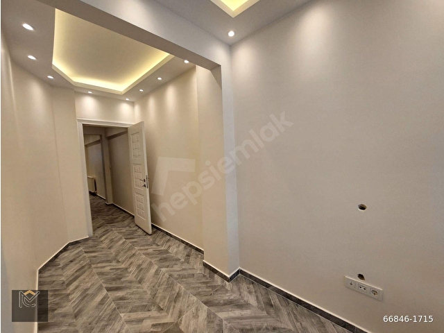 LOTUS AVMYE KOMŞU SAKİN SOKAKTA İÇİ FULL YENİLENMİŞ BAHÇELİ DAİRE - Görsel 3