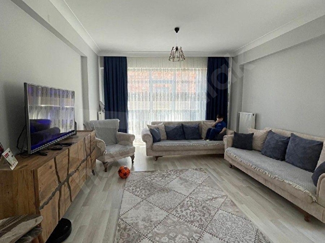 ABDURRAHMAN MAHALLESİ 2+1 ARA KAT GENİŞ ÇİFT BALKON ÖN CEPHE KÖŞE DAİRE - Görsel 11