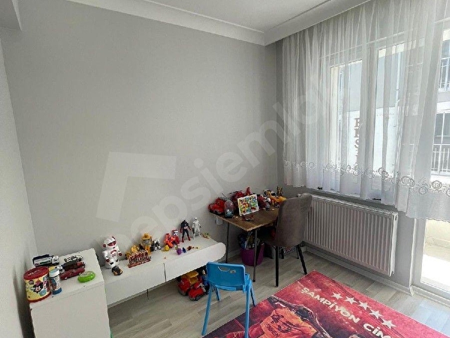 ABDURRAHMAN MAHALLESİ 2+1 ARA KAT GENİŞ ÇİFT BALKON ÖN CEPHE KÖŞE DAİRE - Görsel 23