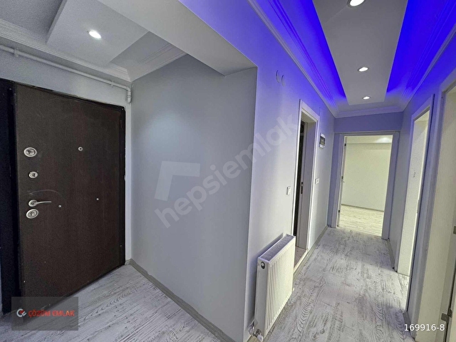 ÇÖZÜM EMLAKTAN MURADİYEDE İSTASYON CİVARI 2+1 K.MUTFAK DAİRE - Görsel 4