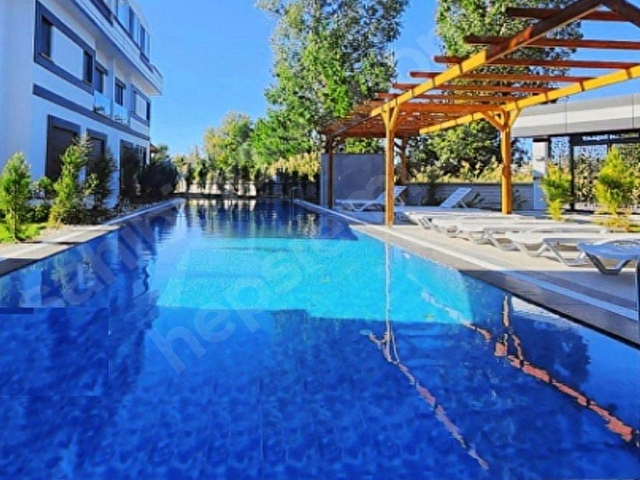 tatil sitesinde tıripleks satık villa 3+1 bahçeli teraslı - Görsel 13