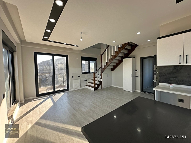 ALTINKALEDE 1016 m² BAHÇELİ BUTİK SİTEDE LÜKS 2+1 DUBLEKS (NET:110 m2) - Görsel 2