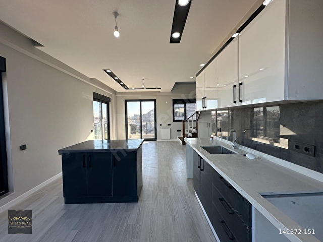 ALTINKALEDE 1016 m² BAHÇELİ BUTİK SİTEDE LÜKS 2+1 DUBLEKS (NET:110 m2) - Görsel 3