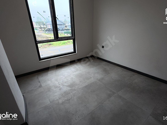 Kocaalide, denize çok yakın konumda,4+1 eşsiz bir yaşam fırsatı - Görsel 19