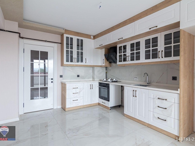 KAPALI OTOPARKLI, ELEKTRİKLİ ŞARJ İSTASYONLU, SIFIR 4+1 LÜKS DAİRE - Görsel 14