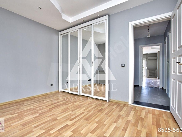 Mediko 2 Sitesinde Manzaralı, Sauna ve Kapalı Otoparklı Kiralık 7+2 Villa - Görsel 15
