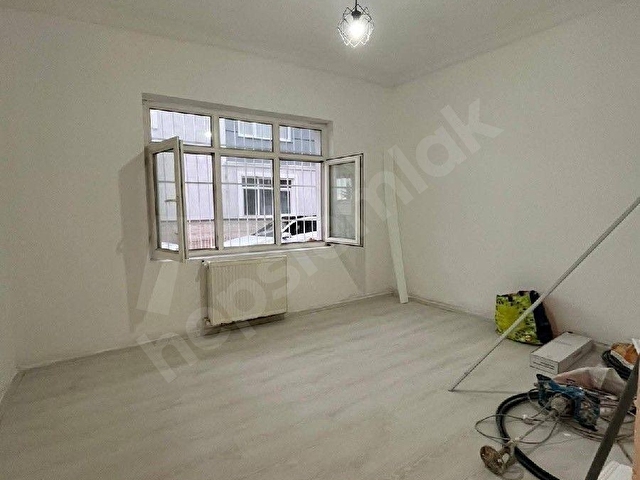 SAMSUN İLKADIM KADİFEKALE MAHALLESİNDE KAT TAPULU İÇİ YAPILI 2+0 SATILIK DAİRE - Görsel 15