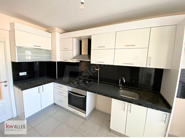 KW ALLESTEN VADİŞEHİR MAHALLESİNDE HAVUZLU 3+1 SATILIK DAİRE - Görsel 7