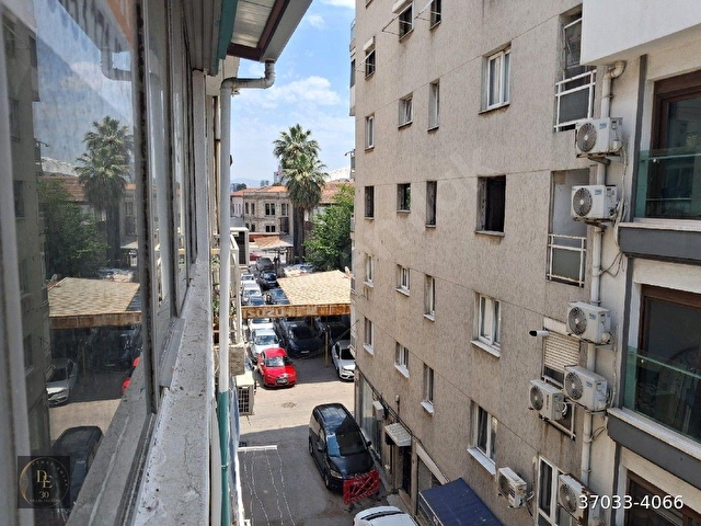 yatırımcılara alsancak izban yakını 2+1 kira getirisi yüksek yatırımlık daire