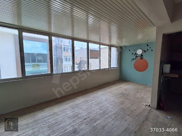 yatırımcılara alsancak izban yakını 2+1 kira getirisi yüksek yatırımlık daire - Görsel 3