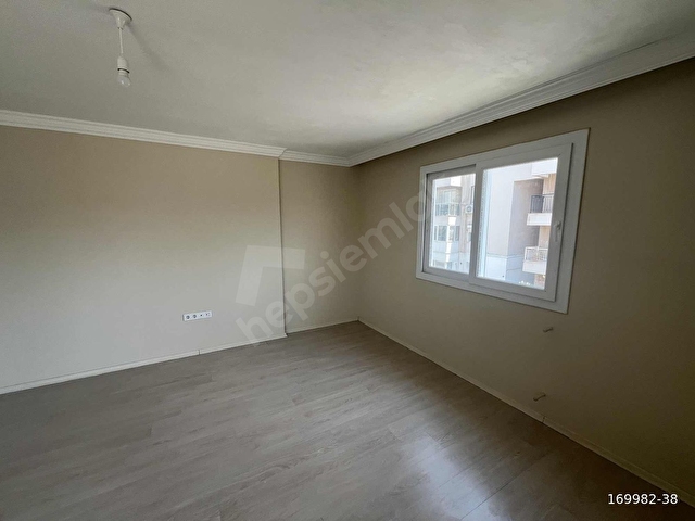 SIĞACIK MERKEZDE GENİŞ TERASLI 3 BALKONLU 3+1 DUBLEKS DAİRE - Görsel 8