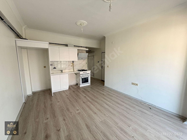 ROYAL EMLAKTAN AÇI KOLEJİ KARŞISI KİRALIK 1+1 DAİRE - Görsel 4