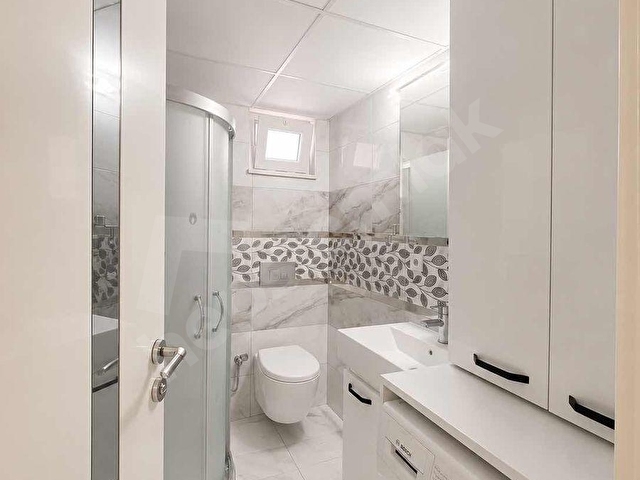 ŞEMİKLERDE SİTE İÇİNDE GENİŞ VE FERAH 3+1 ARA KAT SATILIK DAİRE - Görsel 14