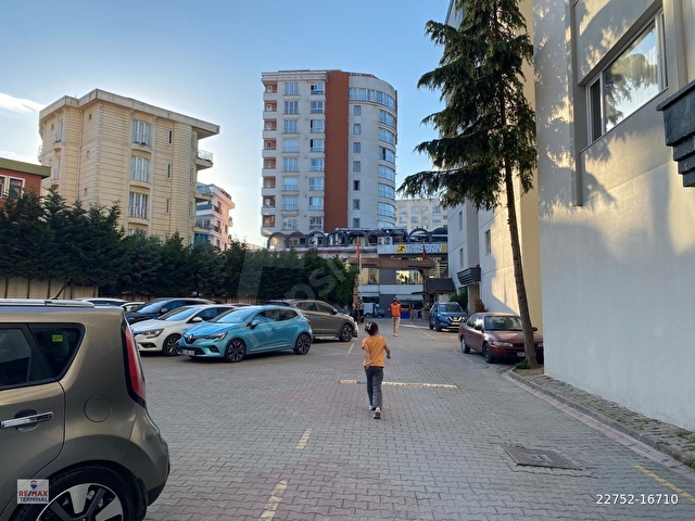 TERMİNAL MEHMET ÇABUK ÇEKMEKÖY TAŞDELEN SİTE İÇİ ÇOK GENİŞ VE KULLANIŞLI 146 M2 3+1 SATILIK DAİRE - Görsel 8
